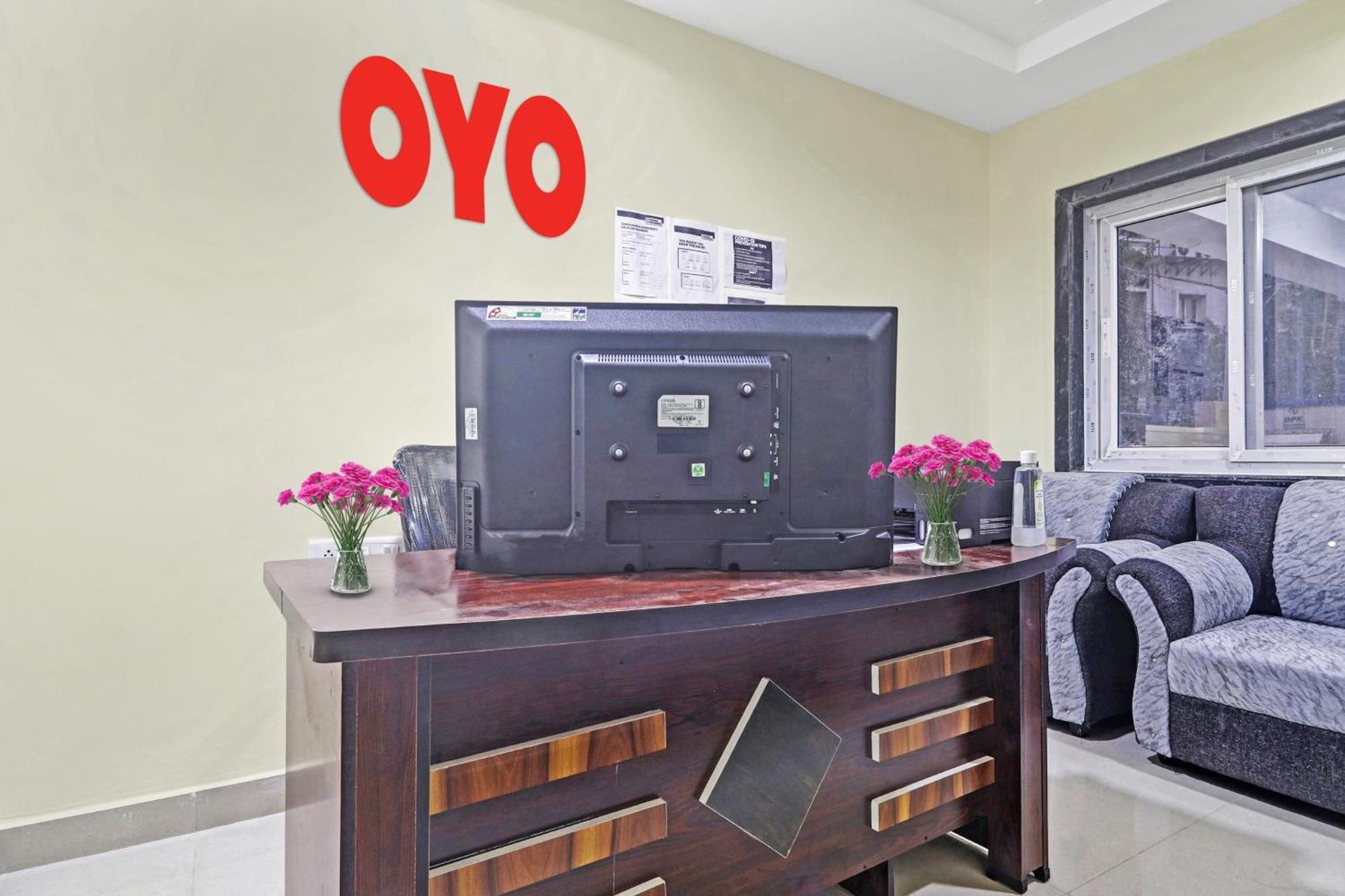 Hotel O Hanuma Residency Sururnagar Extérieur photo