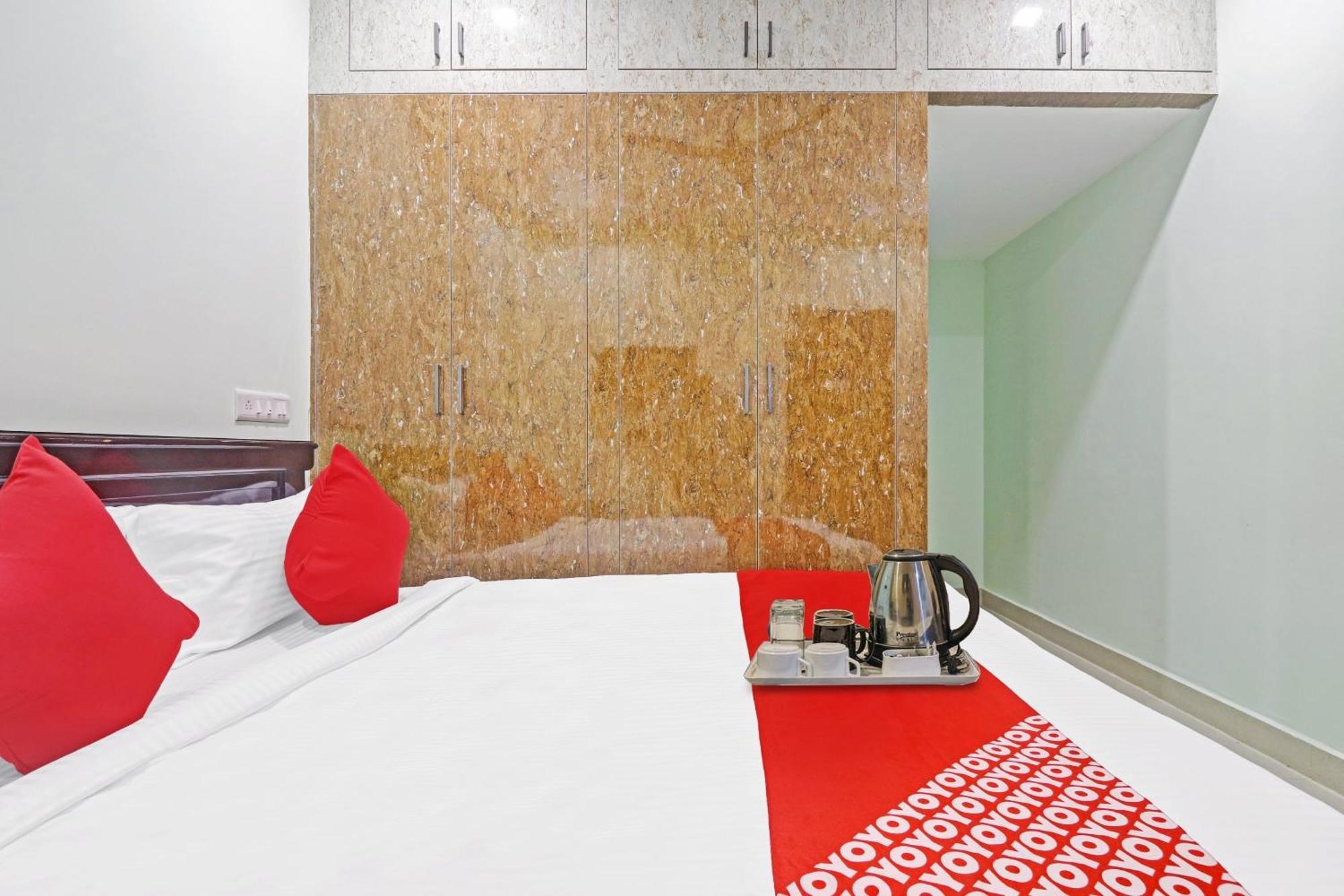 Hotel O Hanuma Residency Sururnagar Extérieur photo