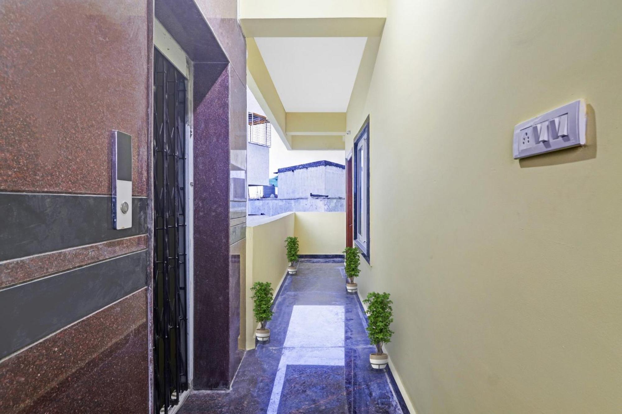 Hotel O Hanuma Residency Sururnagar Extérieur photo