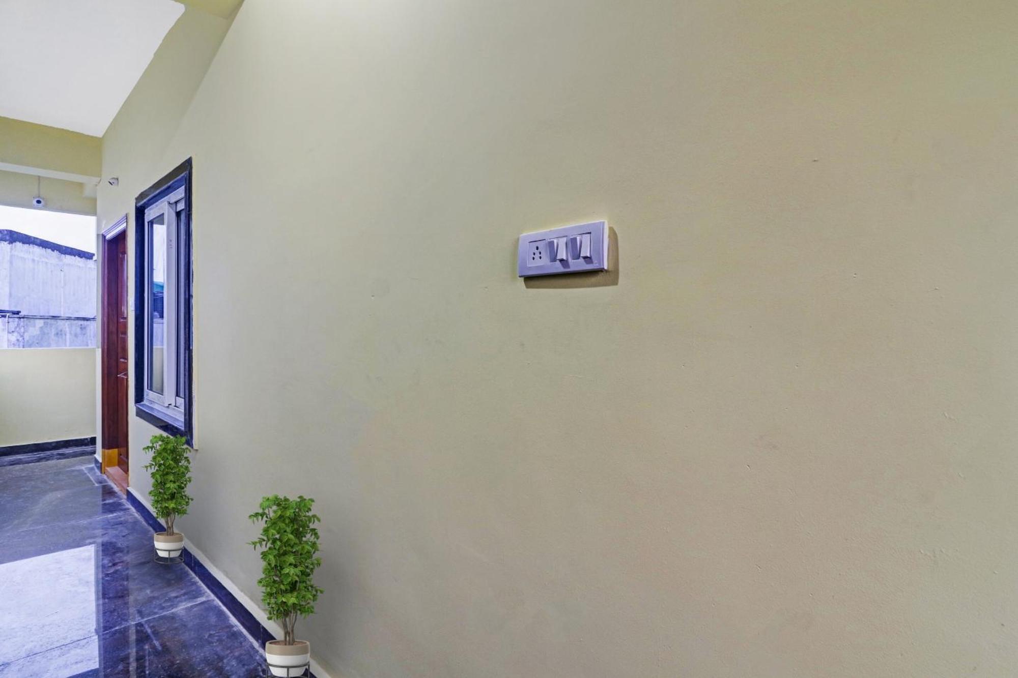 Hotel O Hanuma Residency Sururnagar Extérieur photo