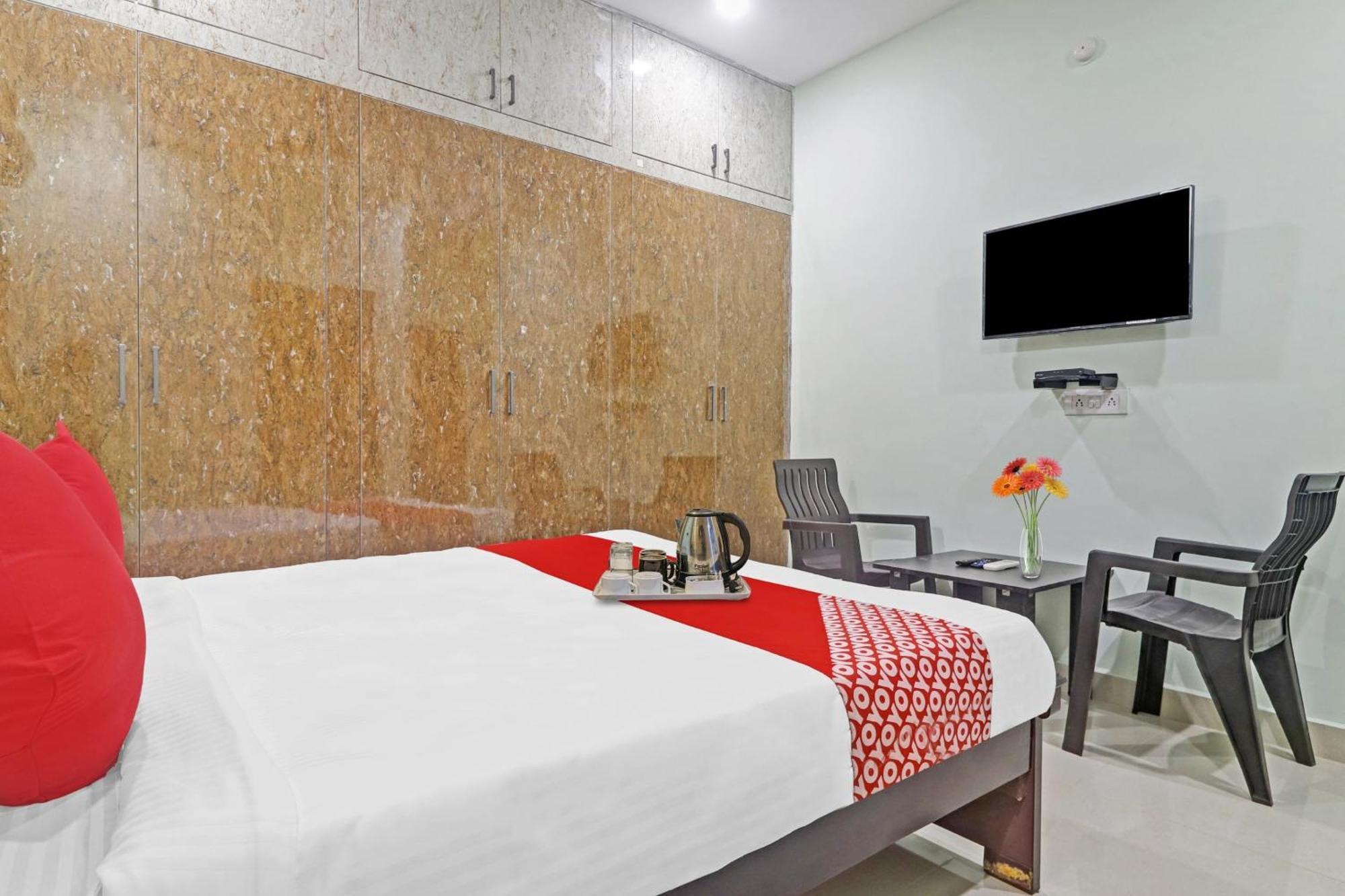 Hotel O Hanuma Residency Sururnagar Extérieur photo